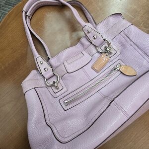 Elegant Pink Leather Tote Bag